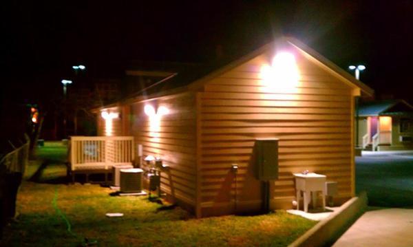 Fieldhouse Inn & Conference Center Kenedy Exterior foto